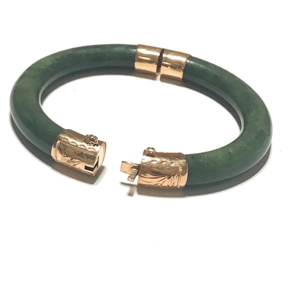 14 K Gold Natural Green Jade Bangle - Picture 6 of 8